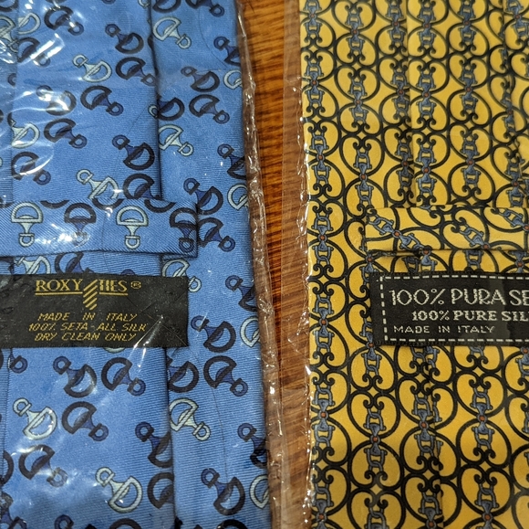 Two blue and yellow patterned silk ties. - Picture 3 of 3